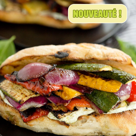 SANDWICH FOCCACIA AUX LÉGUMES GRILLÉS & HALLOUMI*