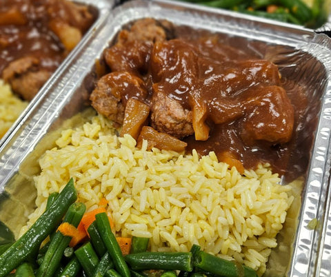 BOULETTES DE VIANDE, SAUCE AIGRE-DOUCE À L'ANANAS