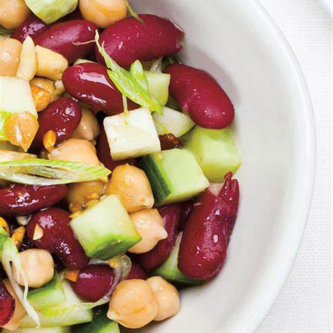 SALADE DE LÉGUMINEUSES, POMMES, CANNEBERGES & ÉRABLE