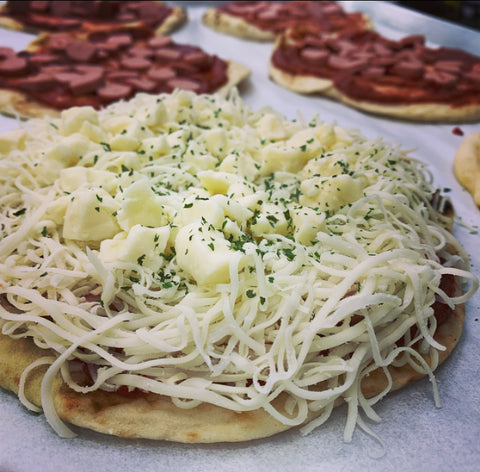 PIZZA NAAN LA QUÉBÉCOISE